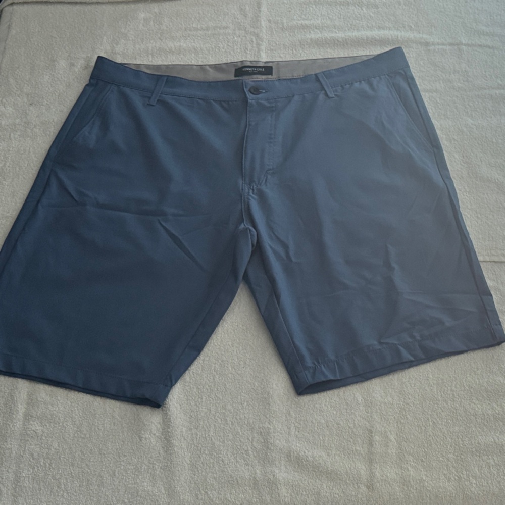 Men’s Kenneth Cole Navy Flat Front Shorts 36